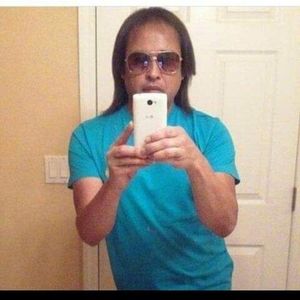 Meet your Posher, Damian